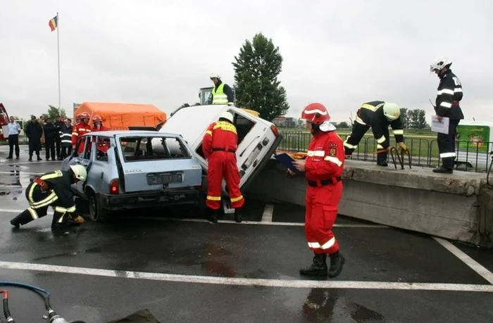 Medici şi salvatori moldovenei au fost instruiţi la Târgul Mureş. FOTO Adevărul