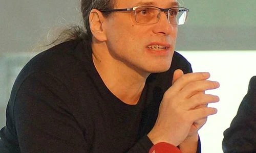 „Muzeul viitorului încurajează schimbarea de paradigmă“ – interviu cu Gerfried STOCKER jpeg