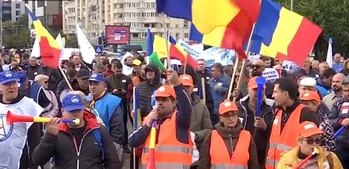Protest antisărăcie în București FOTO Captură video