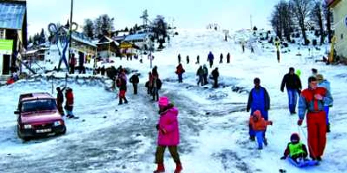 Pârtiile cu noroi din staţiunile de pe Valea Jiului alungă turiştii