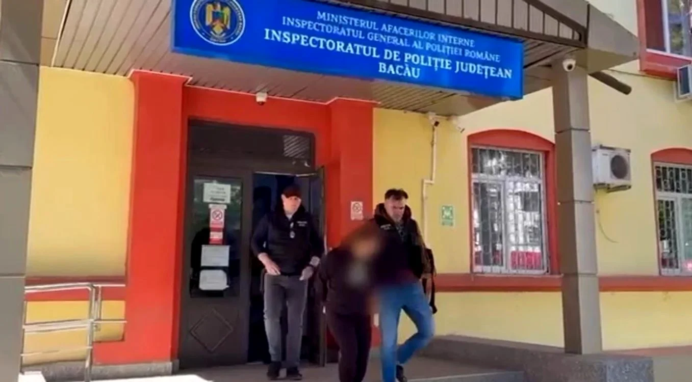 Hoaţa de copii a fost  reţinută 24 de ore. FOTO: IPJ