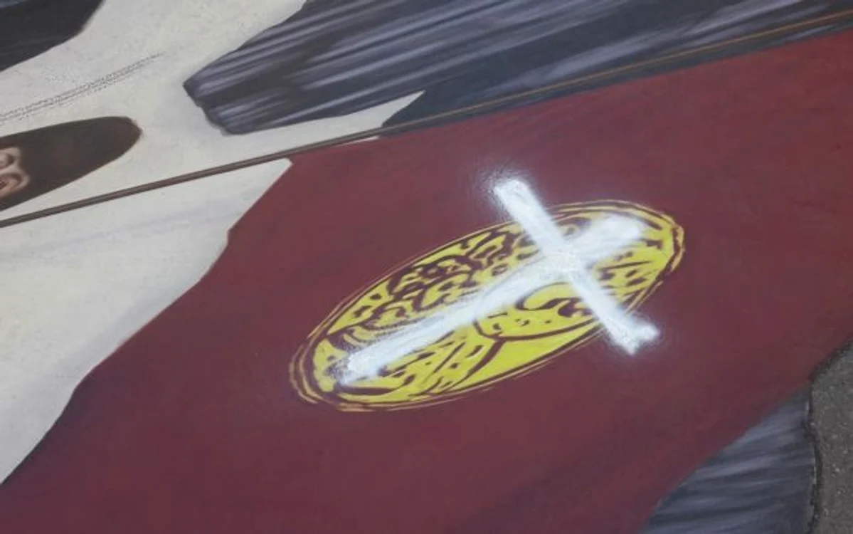 Au vandalizat lucrarea artistului turc Ahmet Ogut 