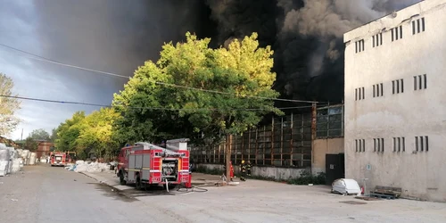 incendiu hala polistiren