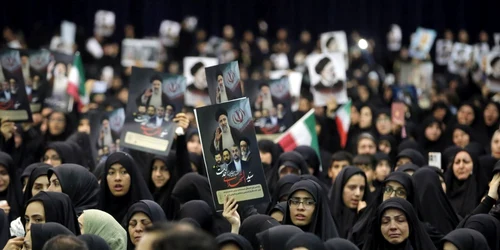Procesiune inmormantare Ebrahim Raisi FOTO EPA EFE jpg