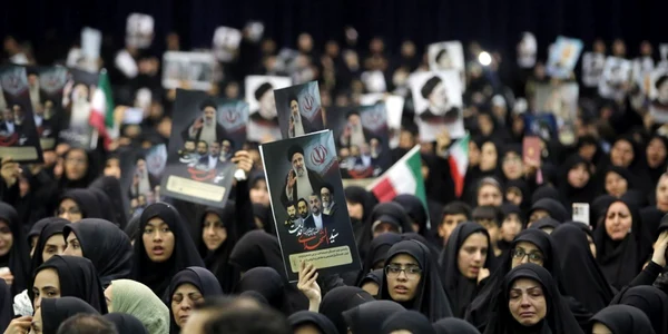 Procesiune inmormantare Ebrahim Raisi FOTO EPA EFE jpg