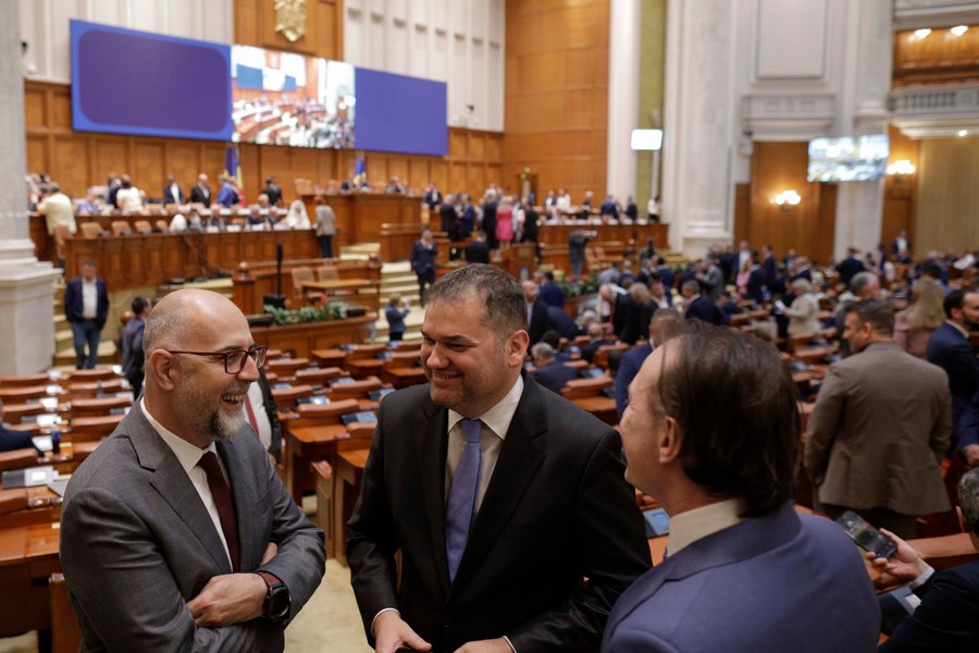 Kelemen, către Ciolacu: Aveţi grijă de PNL. Dacă se vor trezi vă vor lăsa singuri 