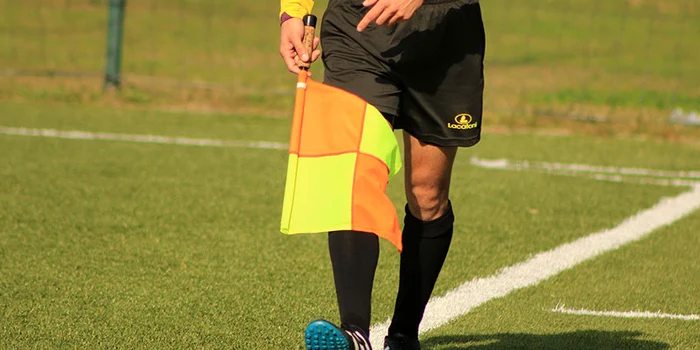 Un tânăr arbitru, umilit și agresat  Foto/FRF-AJF