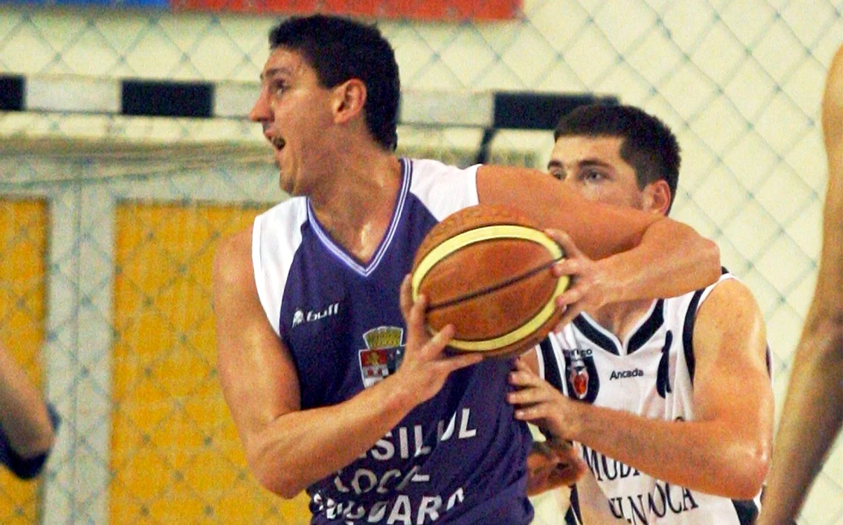 
    Dan Paltinisanu  