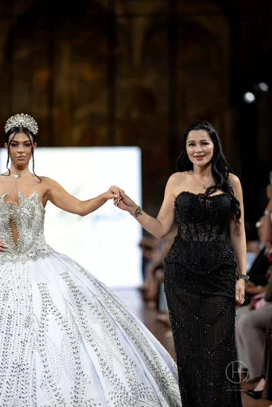 Brigitte Pastramă își deschide showroom după prezentările de la Milano și Paris