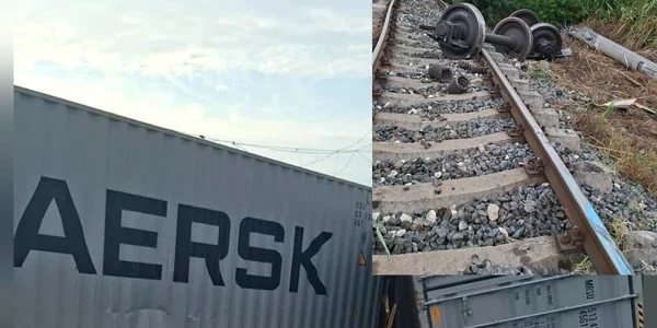Două vagoane ale unui tren de marfă au deraiat pe ruta Constanța   Mangalia FOTO FNMCV jpg