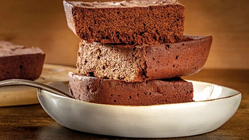 brownie cu făină de teff jpg
