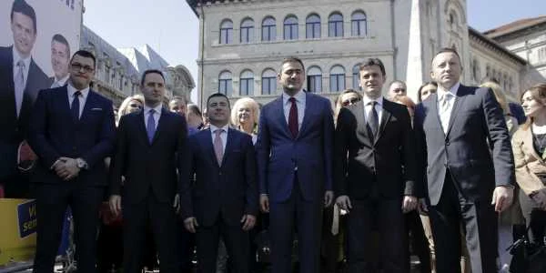 Membri ai Partidului National Liberal au prezentat candidatii pentru posturile de primar general si cele sase primarii de sector. FOTO Inquam Photos