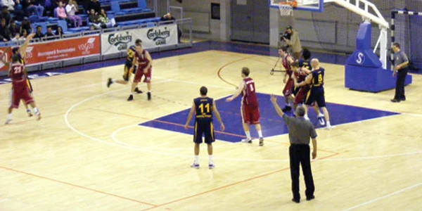 BCM U Piteşti s-a impus şi pe terenul echipei CSM Oradea cu 87-81
