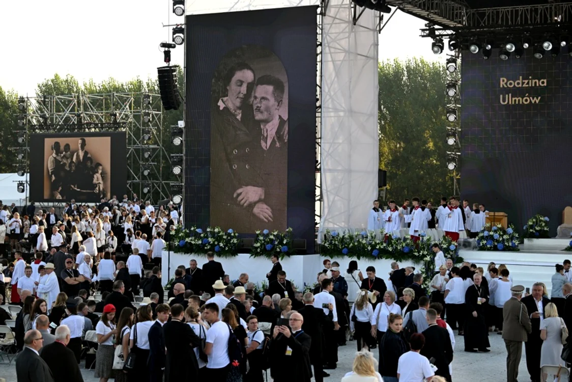 Slujba de beatificare a familiei de polonezi FOTO EPA EFE