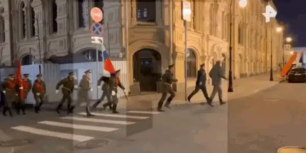 piata rosie gif gif