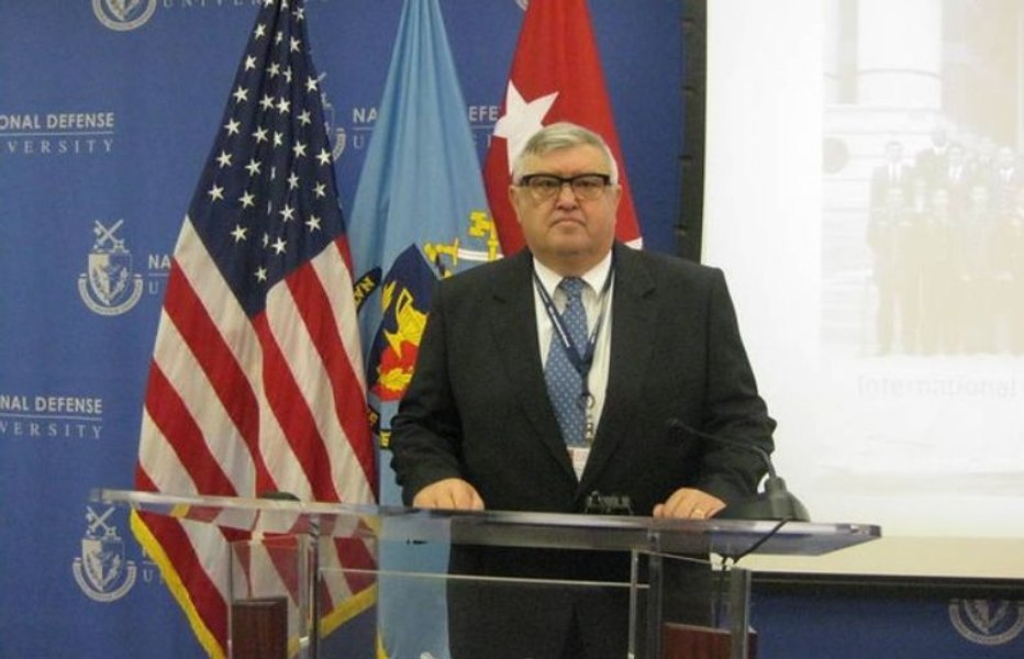 EXCLUSIV A început Al Treilea Război Mondial și nu realizăm? Primul general român pregătit de americani la Harvard vine cu vești proaste