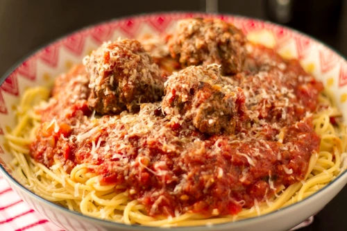 spaghettimeatballshorizontal 1024x682 jpeg