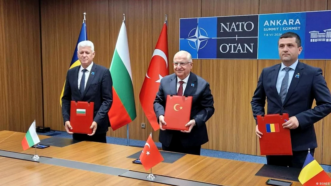 Dimitar Stoyanov, Radu-Dinel Miruță și Yaşar Güler au semnat un acord de cooperare la summitul NATO 