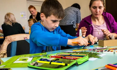 Copii, singuri de Paște Foto Salvați Copiii jpg