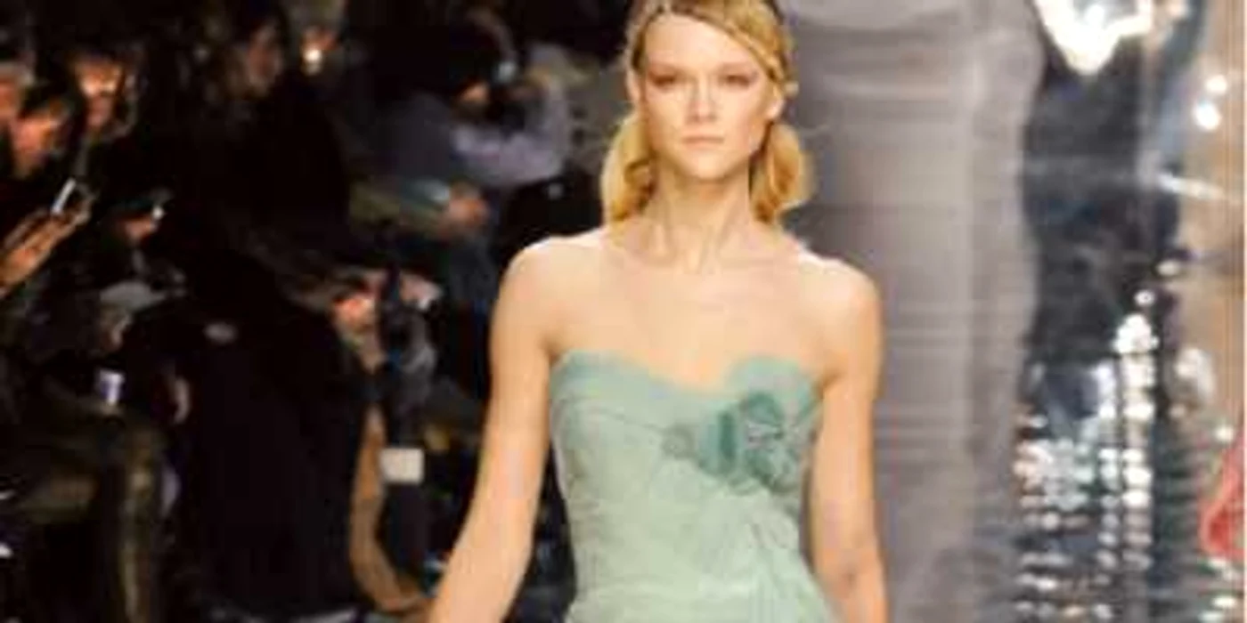 Creaţie Elie Saab 