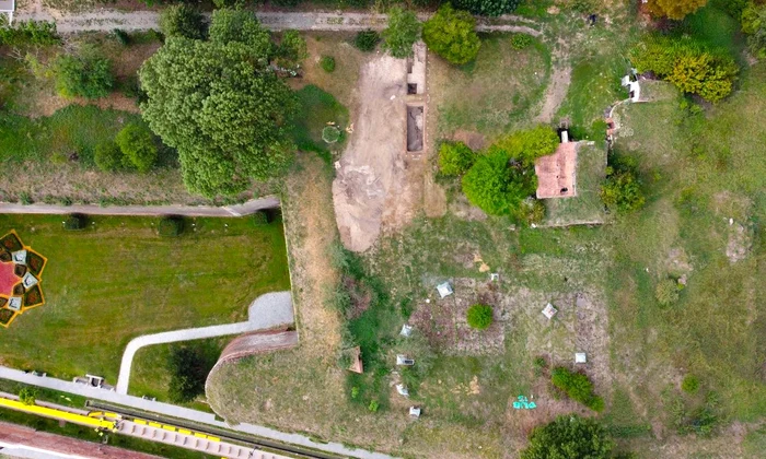 Noi descoperiri arheologice în estul Cetății Alba Carolina (©  Facebook / Anca Timofan)