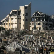 palestineni stramutați in gaza city FOTO EPA EFE jpg