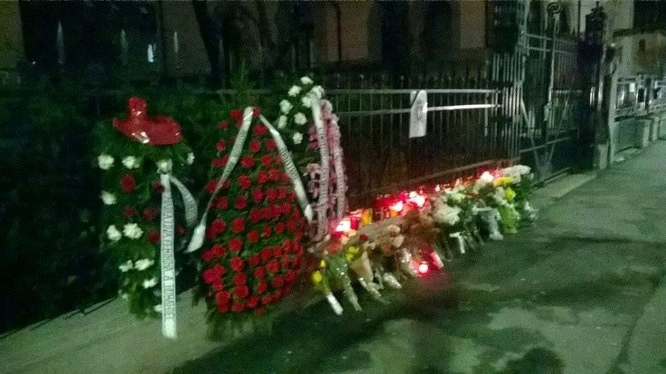 
    Românii își arată solidaritatea față de poporul belgianFoto: Cezara Palade  