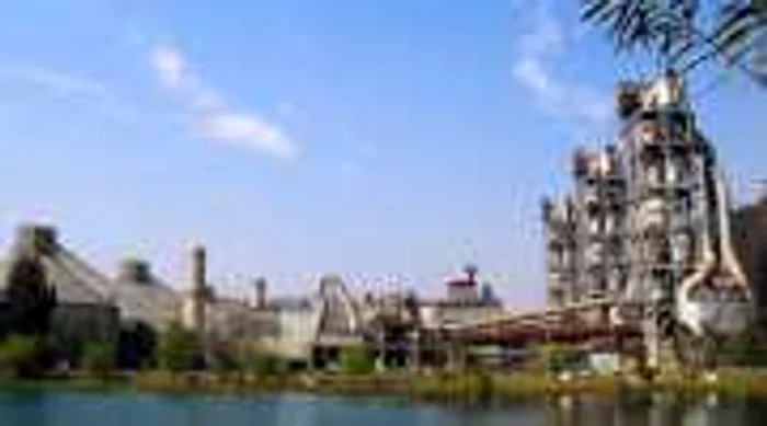 La nivel mondial s-au produs 3,3 miliarde tone de ciment în 2010, din care 56% în China