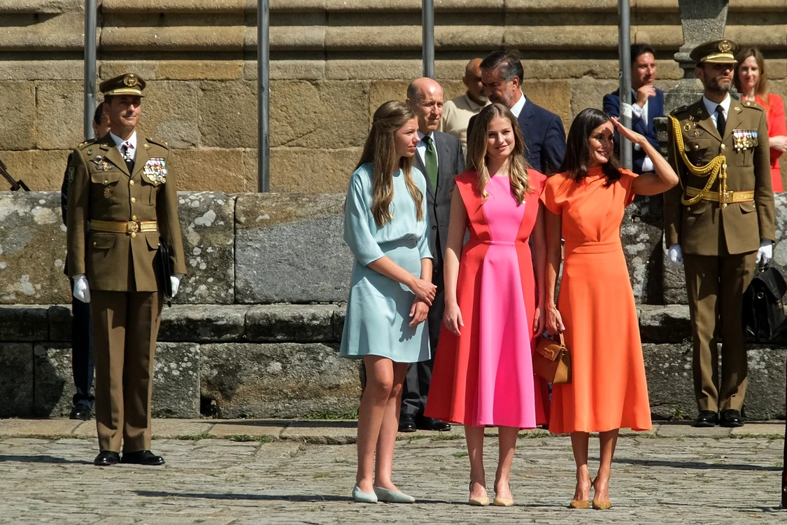 Letizia și Felipe la Santiago de Compostela (4) jpg