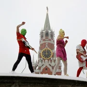 pussy riot, miscare extremista rusa FOTO @pussyriot jfif