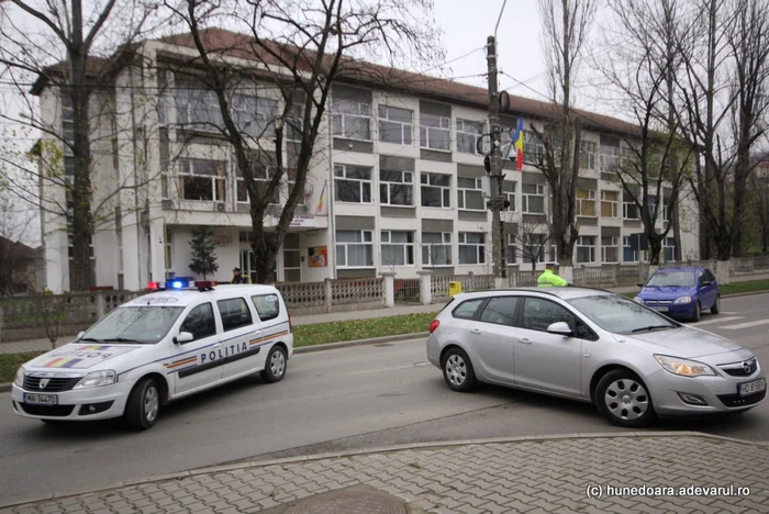 Colegiul Traian Lalescu din Hunedoara. FOTO: Daniel Guţă. ADEVĂRUL.