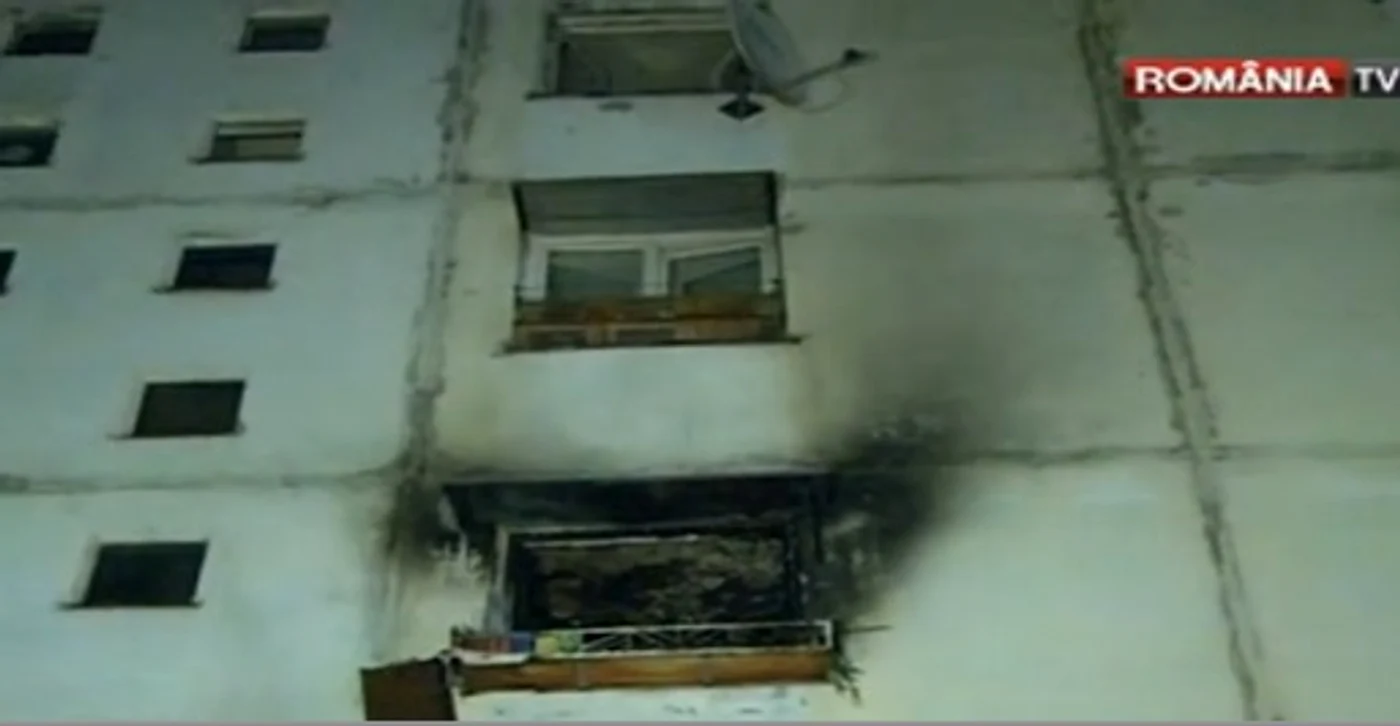 Toţi locatarii au fost evacuaţi