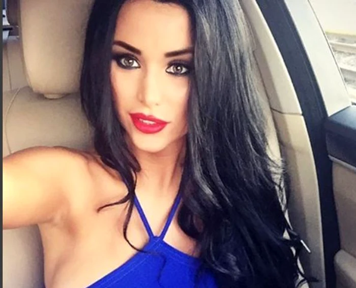 
    Crudu a făcut plajă toplessFoto: arhivă personală  