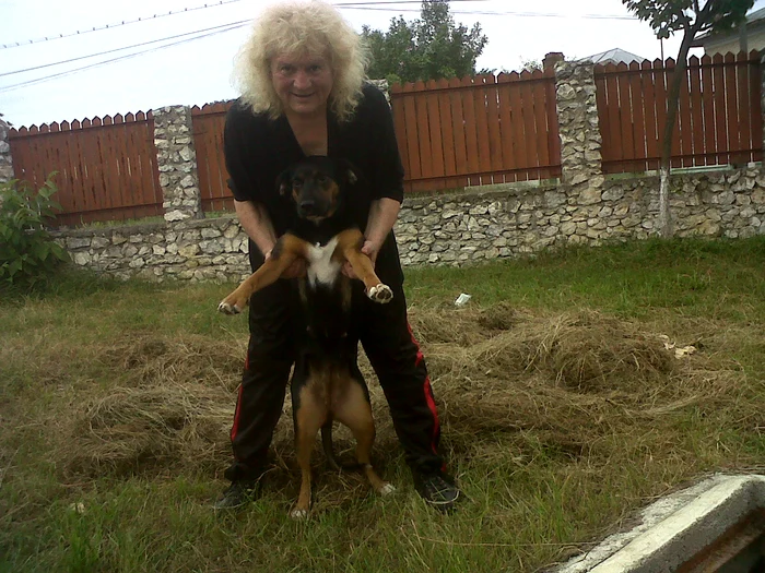 Celebrul rocker Petre Magdin trece prin mari emoții cu soția lui dragă