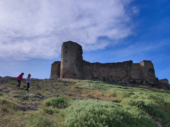 Cetatea Enisala, fortăreaţă medievală FOTO: C . Mazilu