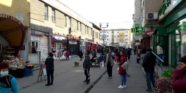 aglomeratie zona pietei