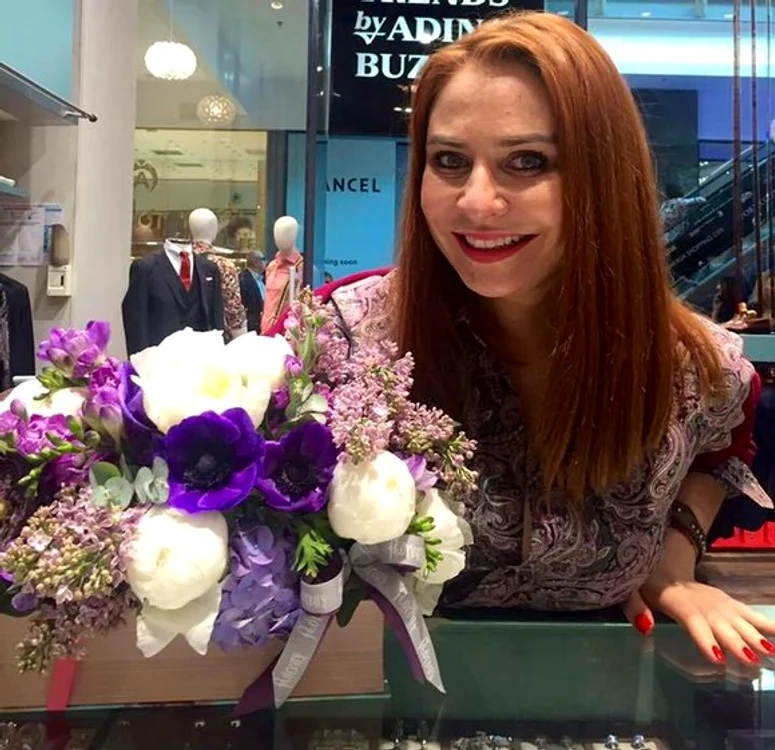 Adina Buzatu se confruntă cu hackeri în mediul onlineFoto Facebook