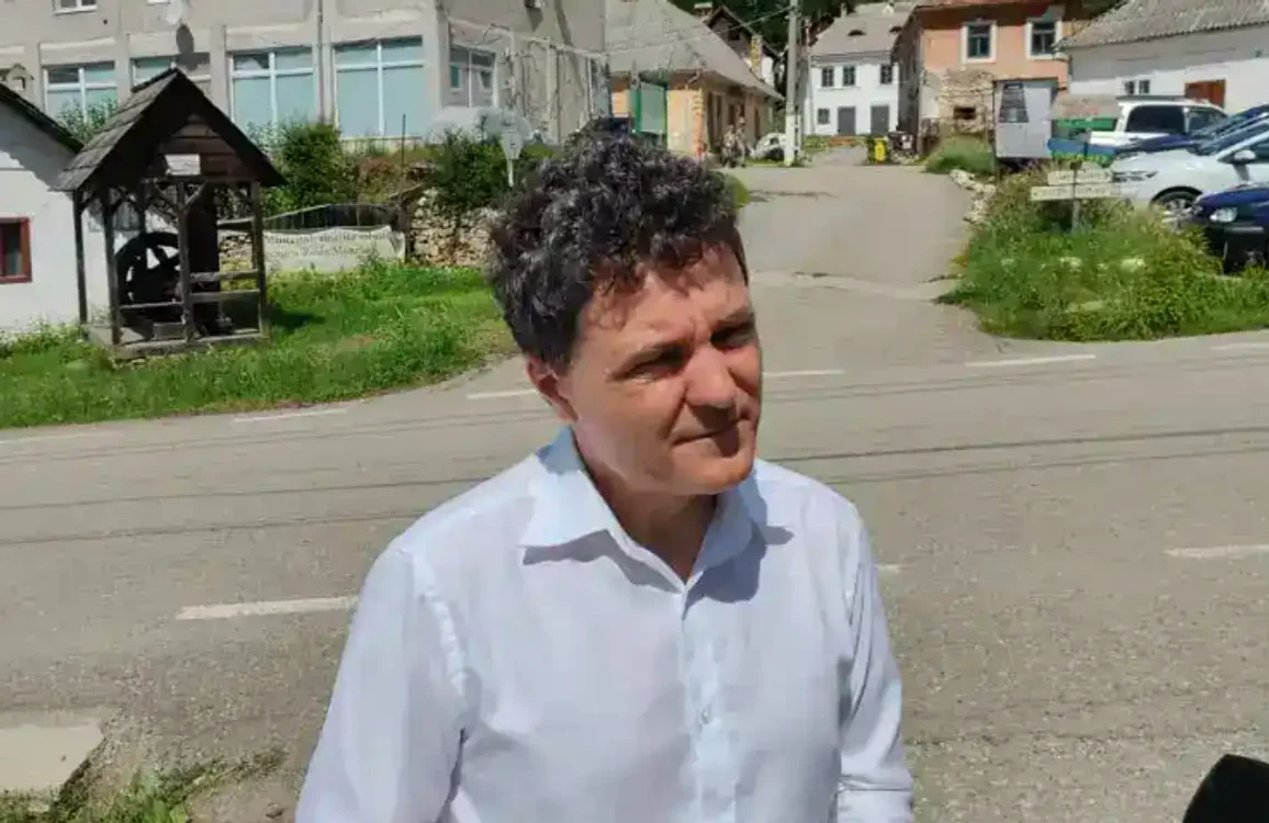 Nicușor Dan, la Roșia Montană FOTO: captura video