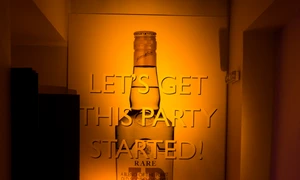 Călătorie în timp și dincolo de el cu #partyforhistory J&B! jpeg