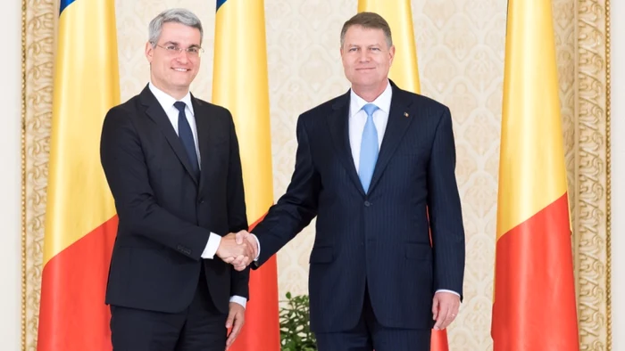 Noul ministru al Muncii, Dragoş Pâslaru, alături de preşedintele Klaus Iohannis. FOTO Presidency.ro