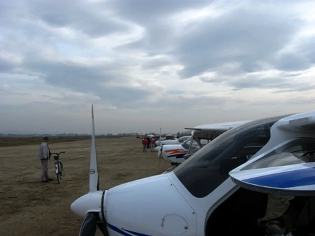 Expozitia de avioane, lucru neobișnuit pentru localnici