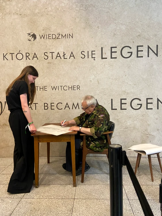 Scriitorul Andrzej Sapkowski, considerat Tolkien al Poloniei. FOTO: Ana-Maria Șchiopu