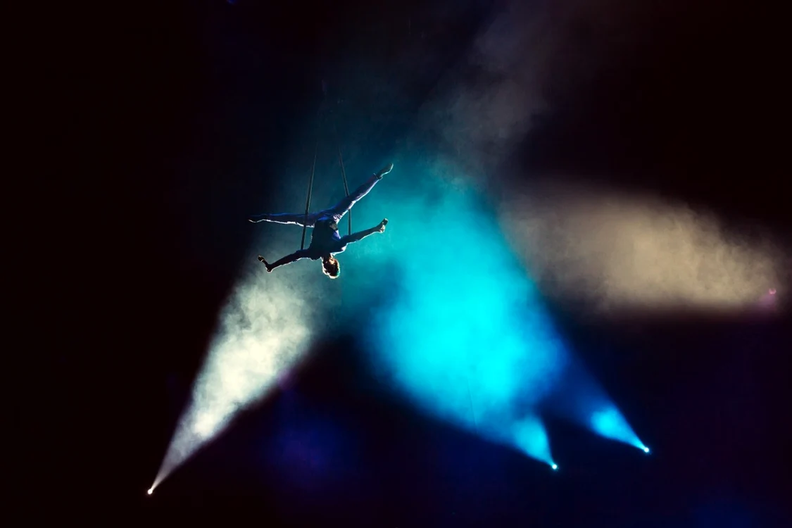 acrobat circ FOTO Shutterstock
