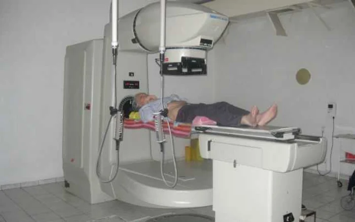 Acceleratorul de particule  va creşte semnificativ durata de viaţă  a bolnavilor de cancer  Foto: arhivă Adevărul