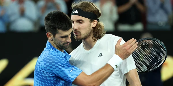 Novak Djokovic si Stefanos Tsitsipas în finalaAustralian Open 2023. Foto Gettyimages