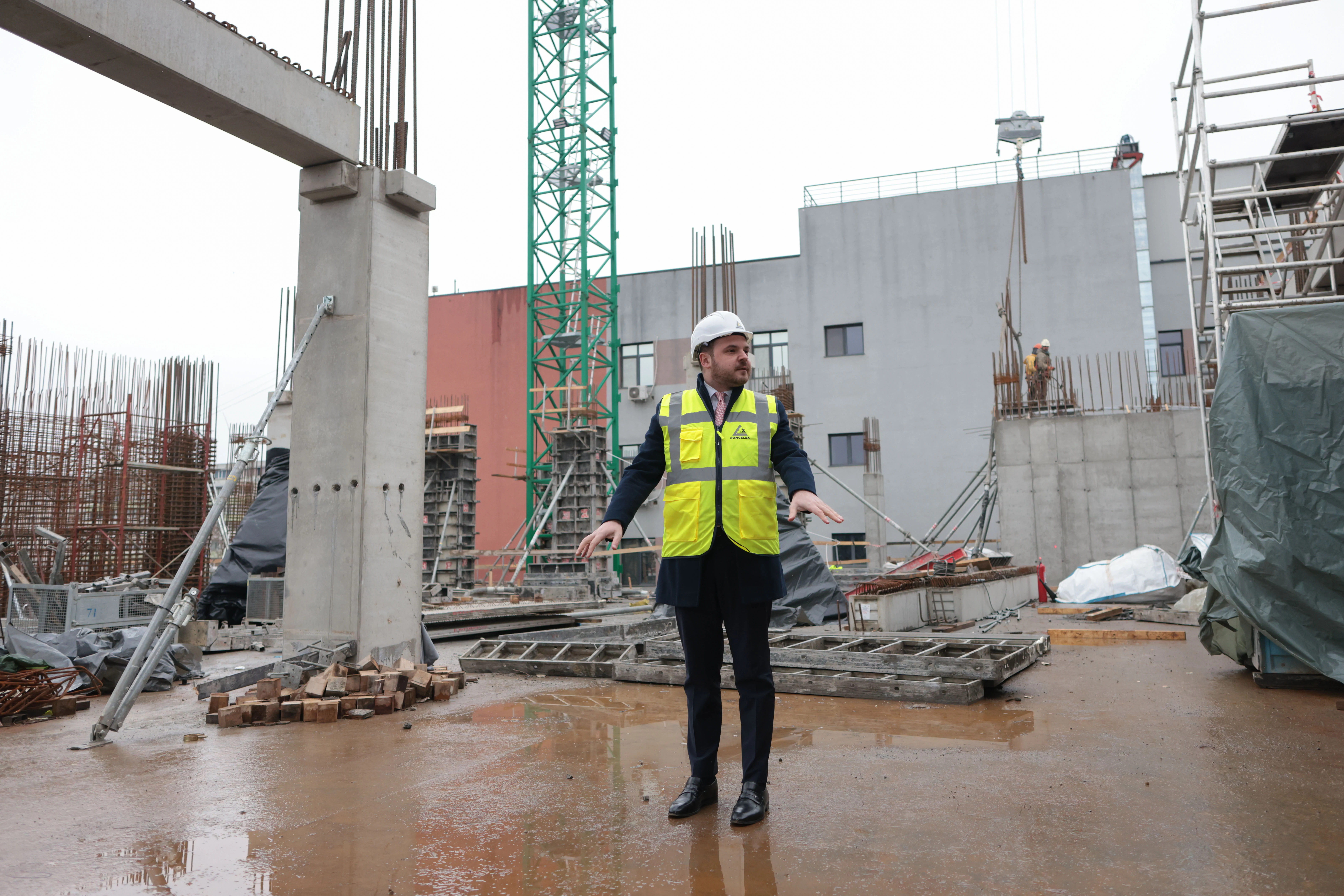 Când vor fi gata centrele pentru marii arși. Timișoara, aproape de final, Bucureștiul mai are de așteptat