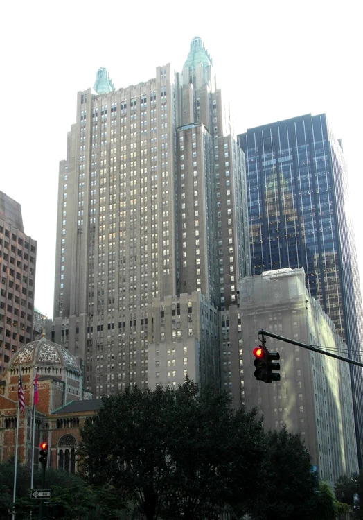 Sediul actual al hotelului Waldorf-Astoria, inaugurat în 1931