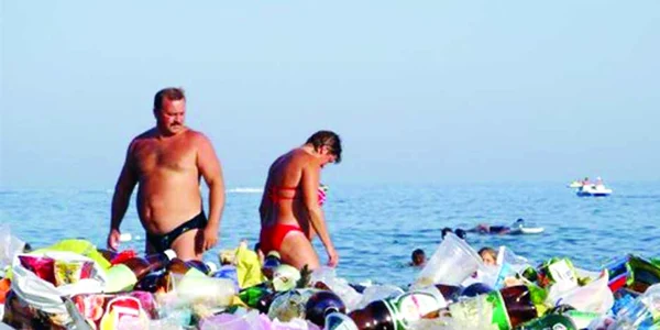 Plajele din Ucraina sunt foarte murdare şi aglomerate