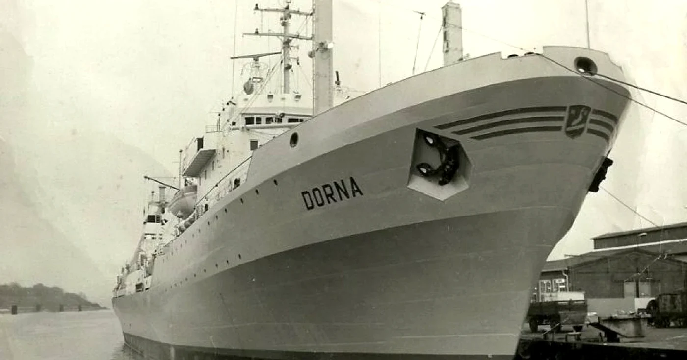 Nava pescador Dorna FOTO www.marinarii.ro