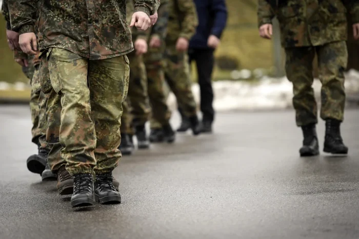 Armata germană și-ar putea îngroșa rândurile cu femei. Foto: EPA/Arhivă